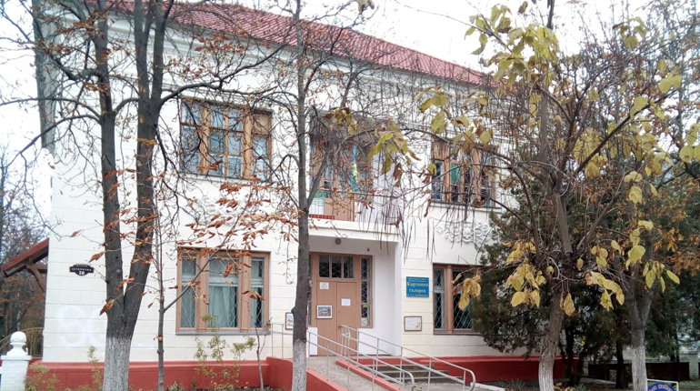 Звільняти не планують, але попередили