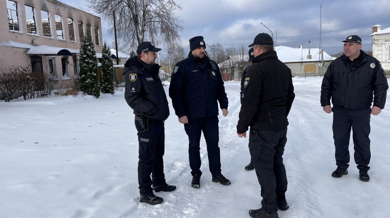 Поліцейські, що працюють у прикордонні Шосткинщини отримали броньоване авто