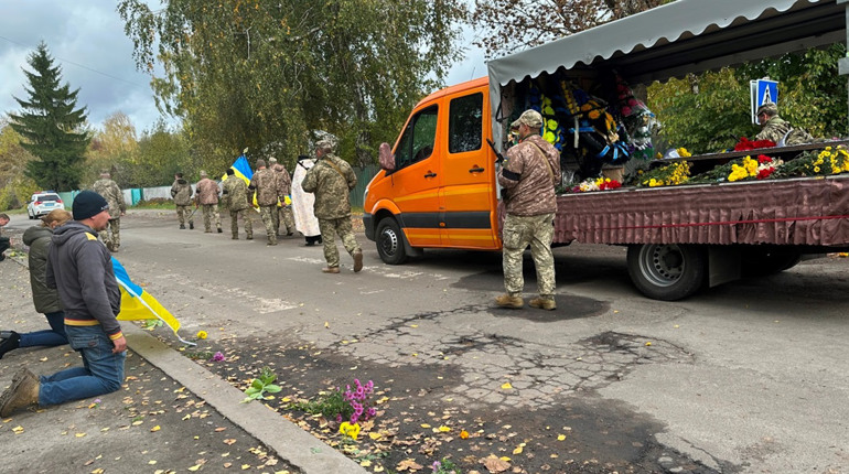 У Киселівці попрощалися з Воїном Олександром Ярошенком