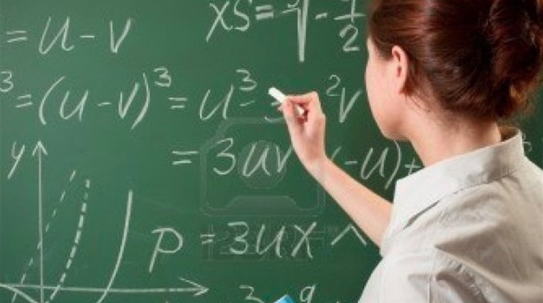 З 1  січня 2021 року зарплата освітян зросте на 20%