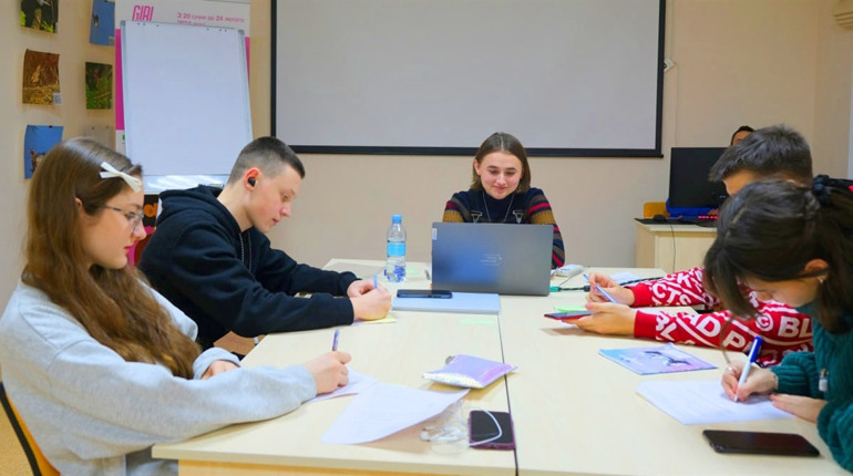 У Тростянці працюють курси польської мови. А на скільки добре ви знаєте польську мову?