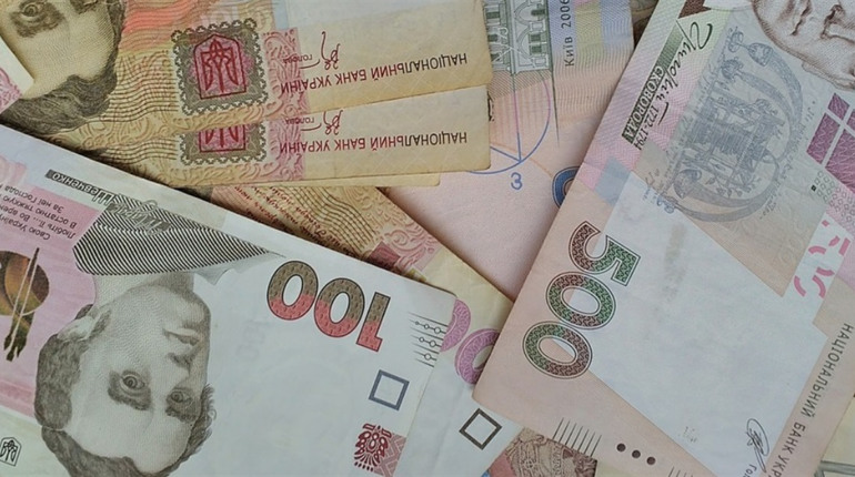 Старі гривні мінятимуть на нові