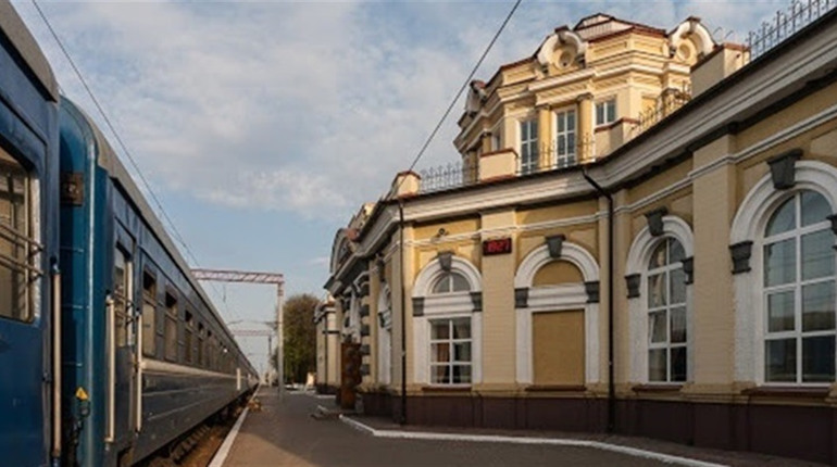 На новорічні свята через Ворожбу курсуватиме додатковий поїзд