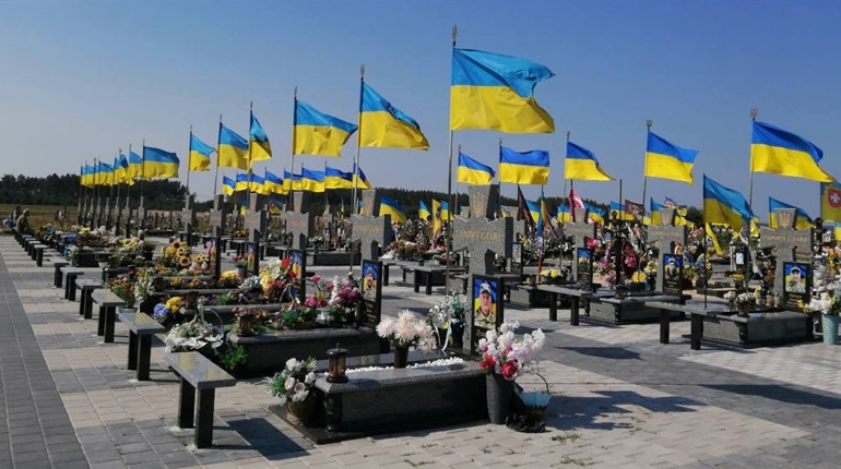 У громадах на Сарненщині продовжують облаштовувати Алеї Героїв