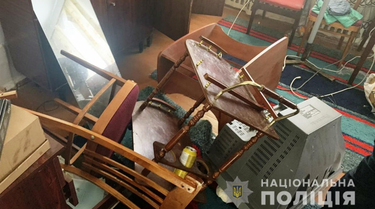 На лаві підсудних: учасники злочинної групи побили та пограбували чоловіка на Сарненщині