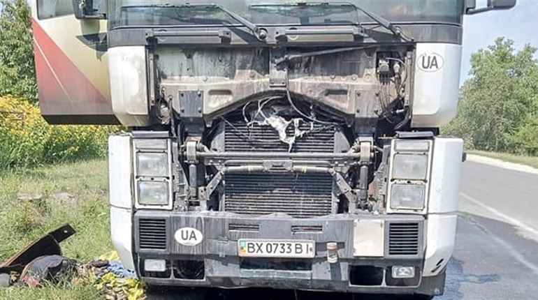 На Кременеччині горіло авто на дорозі