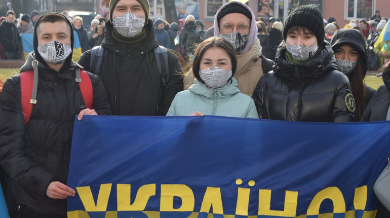 16 лютого – День єднання нації: як він пройшов у Новограді-Волинському
