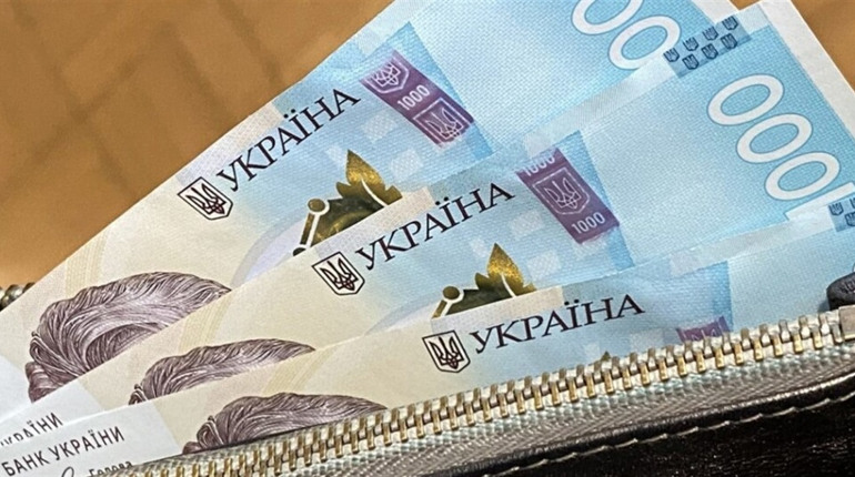 На канцелярію, гуртки чи на літній табір: на що ще дозволили витратити «ковідну» тисячу