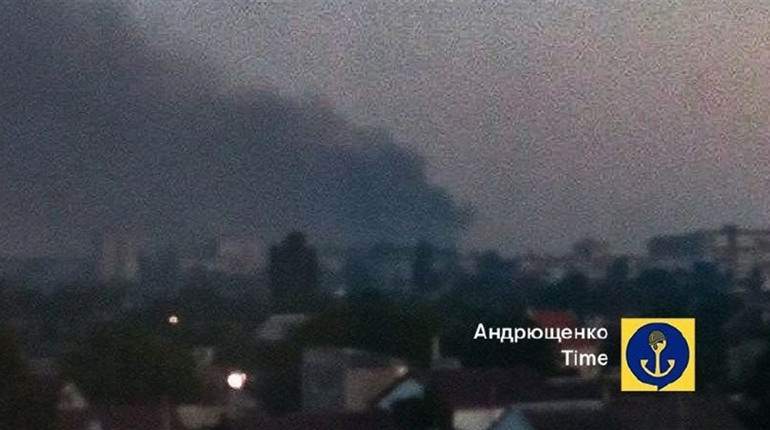 Детонація та сильна пожежа: приліт по окупантах у Малокаховці