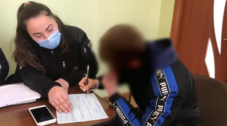 У Херсоні 16-річний школяр цькував однокласника-сироту. Поліція склала адмінпротокол