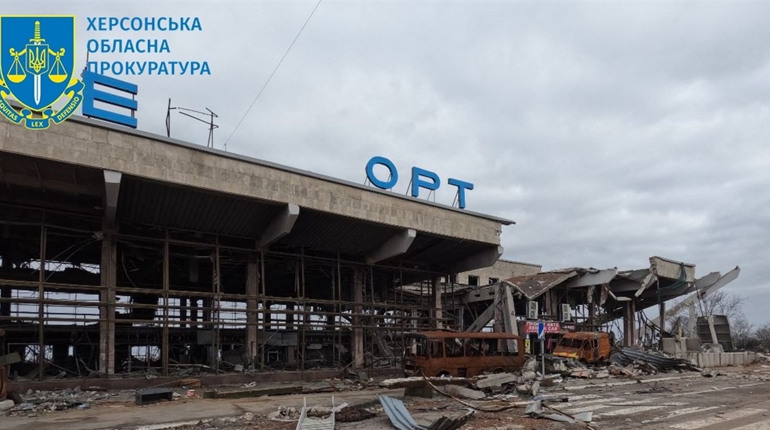 Росія обіцяє «запуск аеропортів» у Херсоні та Запоріжжі: це вкид пропаганди