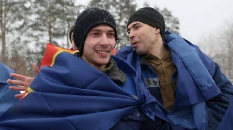 Обмін полоненими: в Ізмаїл повернувся нацгвардієць Владислав Латій