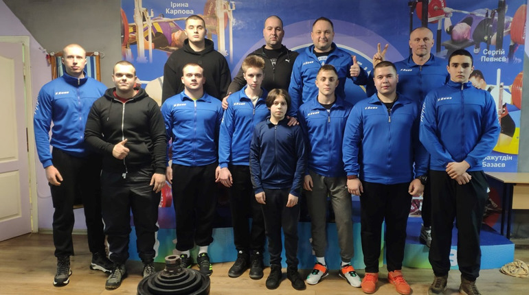 Глухівські силачі здобули перемогу на чемпіонаті Сумщини з жиму лежачи