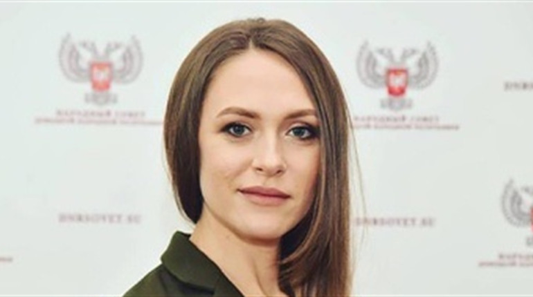 Колаборантка Катерина Губарєва організовувала переслідування активістів в Херсоні, — Павєл Губарєв