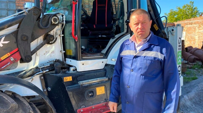 За кермом від світанку: історія працівника КП «Бар-благоустрій» Володимира Грабовляка
