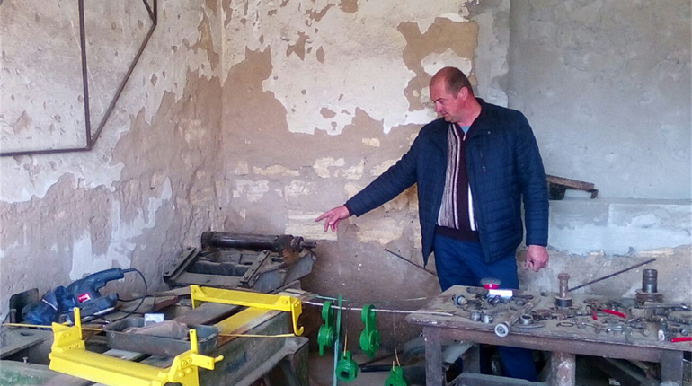 Made in Вilyaivka: в громаді з дерева робитимуть свої лавочки та альтанки. Ними обладнають місто