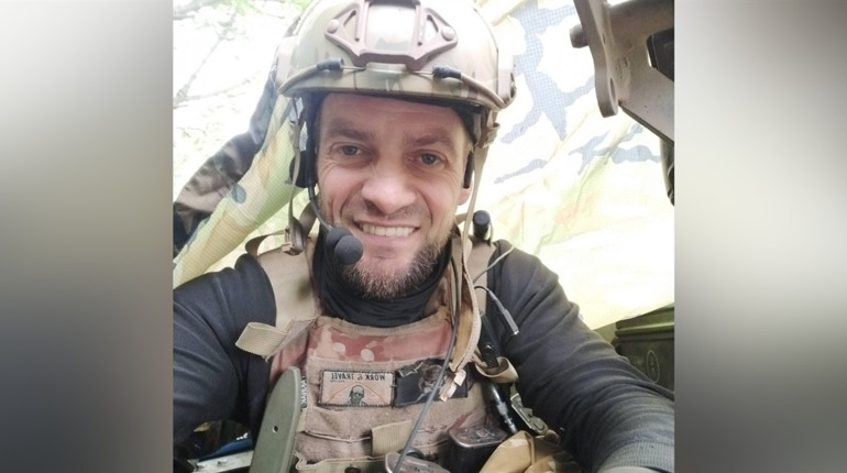 Нескорений «Прапор»: історія Героя України, бійця ССО Михайла Максіяна, який воював на Херсонщині