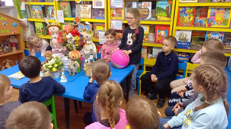 Бібліовояж "Подорож Книжковою країною": для дітей провели захід із нагоди Всесвітнього дня книги