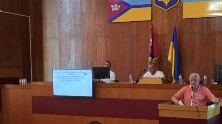 Первомайські депутати звернуться до Кабміну: заборгованість з міжтарифної різниці майже 3 млн