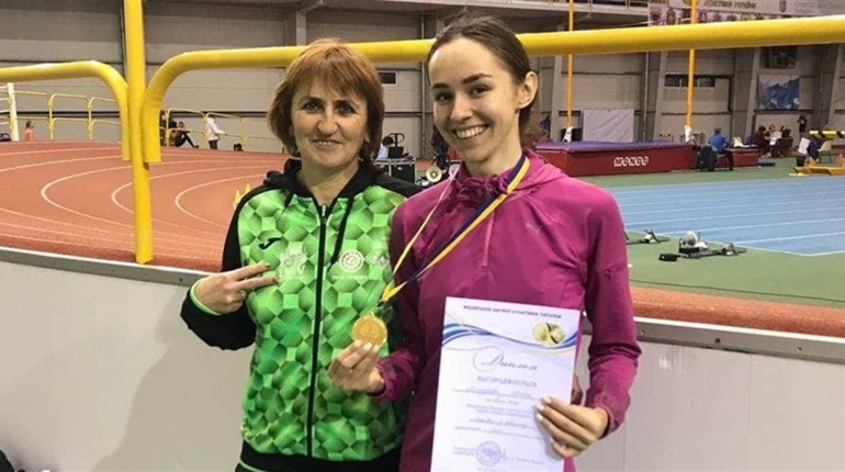 Молода червоноградка Аліна Лістунова стала чемпіонкою України зі стрибків у довжину