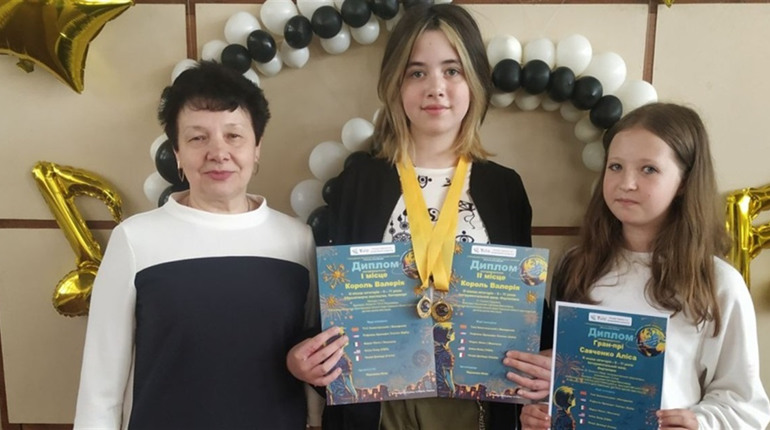 Вихованці Шосткинської ДШМ підкорили фестиваль- конкурс мистецтв " Феномен from Ukraine"