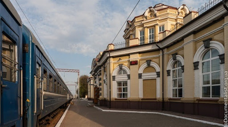 Розклад руху приміських та пасажирських поїздів по ст.Ворожба
