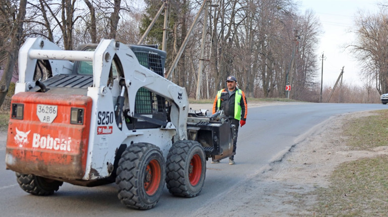 У Жмеринці стартував поточний ремонт доріг