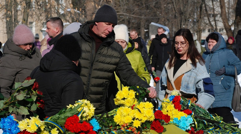 Шостка в останню путь провела свого захисника — сержанта Нацгвардії з позивним «Дукат»