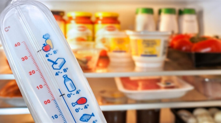 Коли холодильник не працює: як зберегти продукти під час відключення світла?