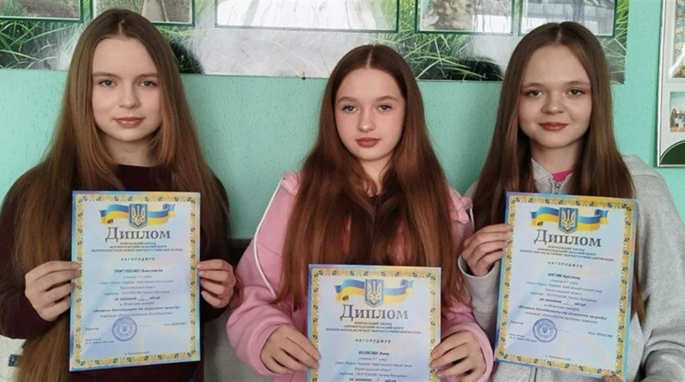 Ліс, довкілля, здоров’я: успіх учениць ліцею «Крила України» на обласному конкурсі