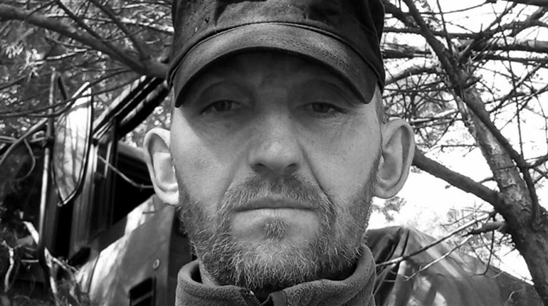 Завтра Чортків зустрічатиме тіло воїна Скуржанського Андрія, похорон Героя вдібудеться у Звинячі