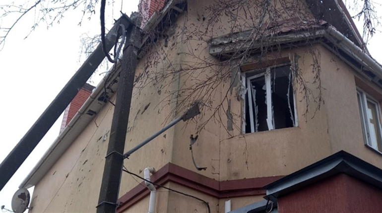 Окупанти обстріляли 27 міст і сіл Херсонщини: 6 людей поранено, пошкоджені 40 об'єктів