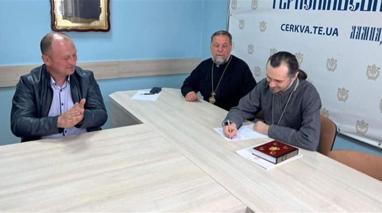 Парафія із села Великі Вікнини на Кременеччині переходить до Православної Церкви України