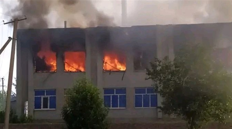 Росіяни знищили сільраду на Херсонщині: це було місце, де мешканці могли зарядити гаджети