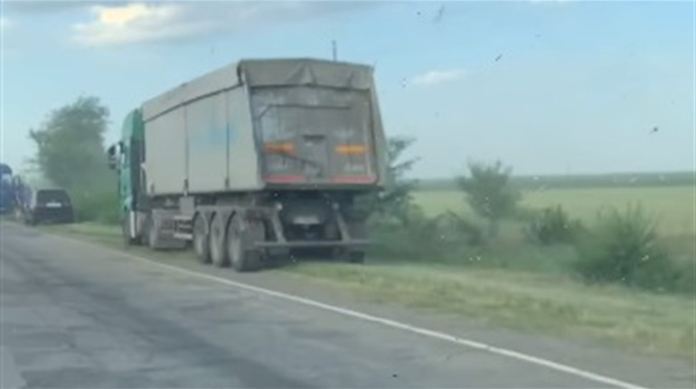 ДТП під Херсоном — 26 липня у Садовому Daewoo зіткнувся із вантажівкою