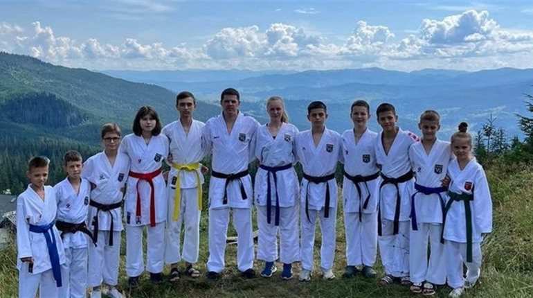 Глухівські «самураї» відточували майстерність під керівництвом Олімпійських призерів у Карпатах