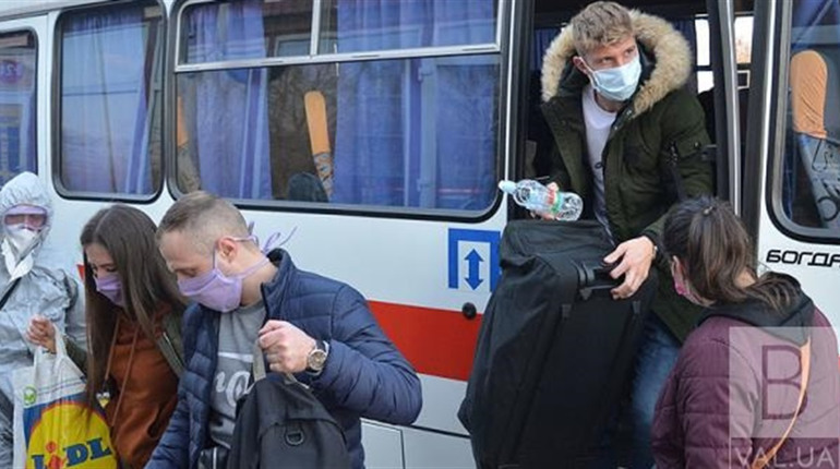 Без сертифіката - нікуди: Кабмін зробив жорсткішими правила пасажирських перевезень