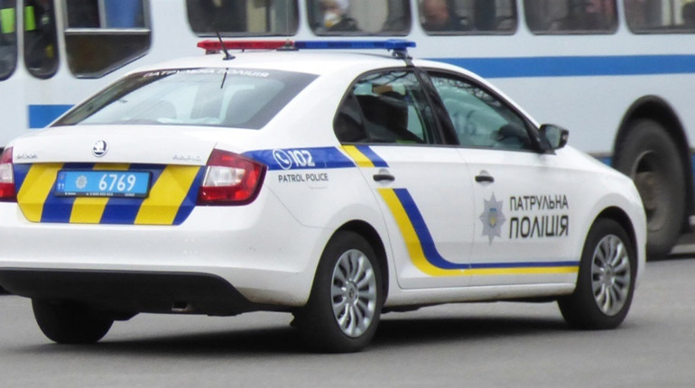 У Переяславі чоловік почув, як "стріляє шифер" і заявив про пожежу біля багатоквартирки: поліція