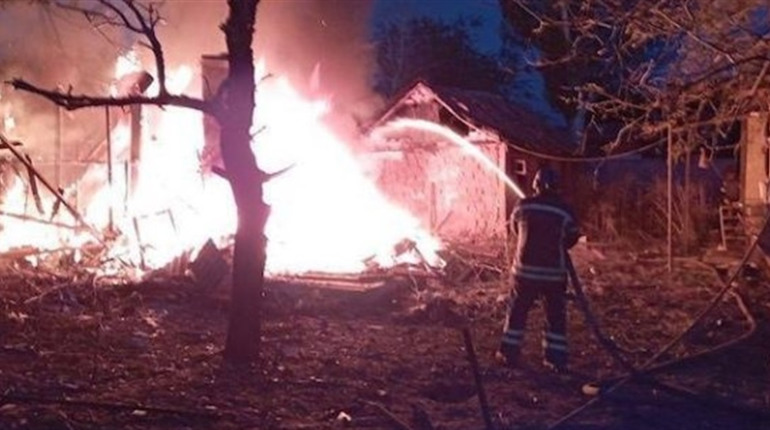 В Оріхові під завалами будинку виявили тіло жінки