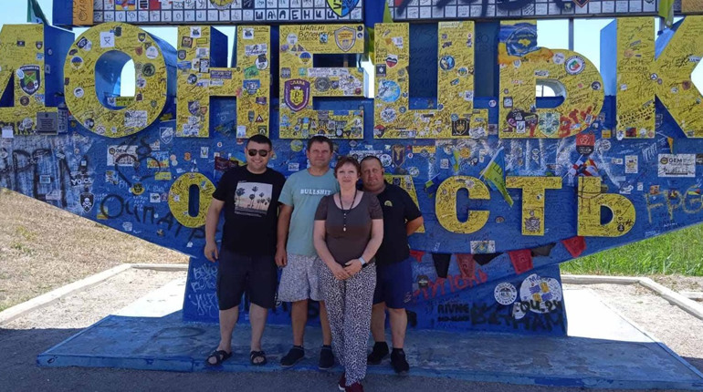 На фронт… Як з’їздили? «Нормально!» – волонтери БО «Чортків – Західний ЩИТ»
