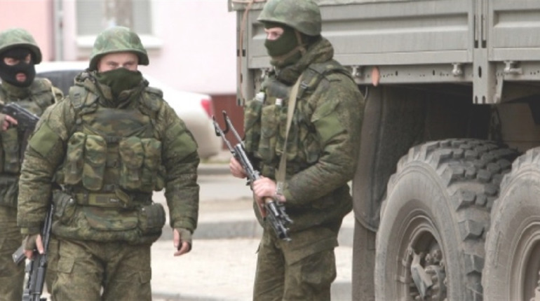 У Новій Каховці та прилеглих селах окупанти проводять обшуки