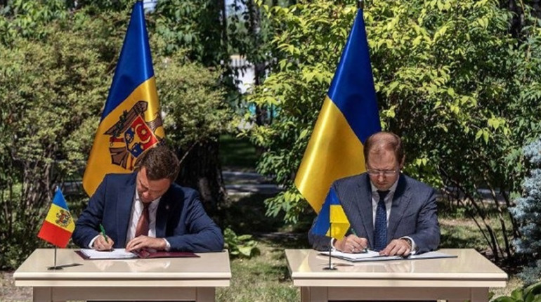 В Одесі Україна та Молдова підписали угоду в галузі захисту екології: подробиці
