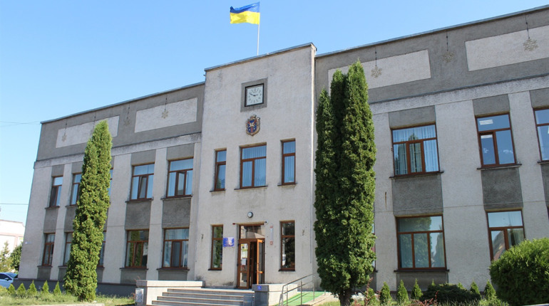 8 вересня скликається позачергова сесія міської ради