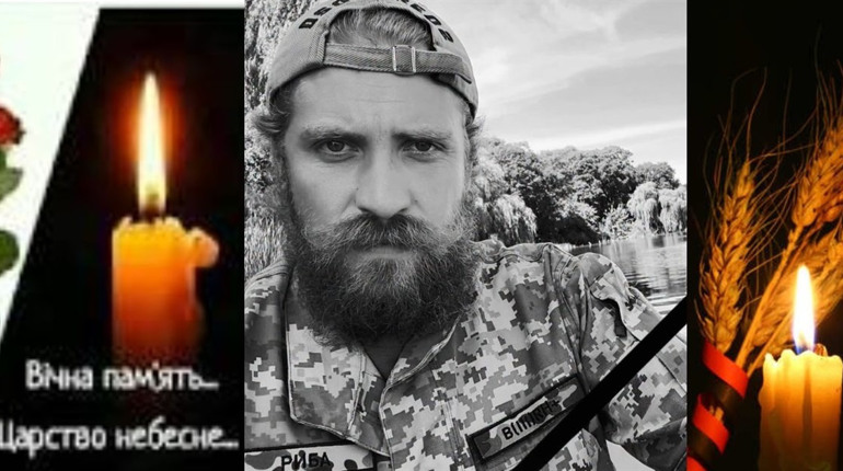 Прощання з полеглим воїном в Долинській