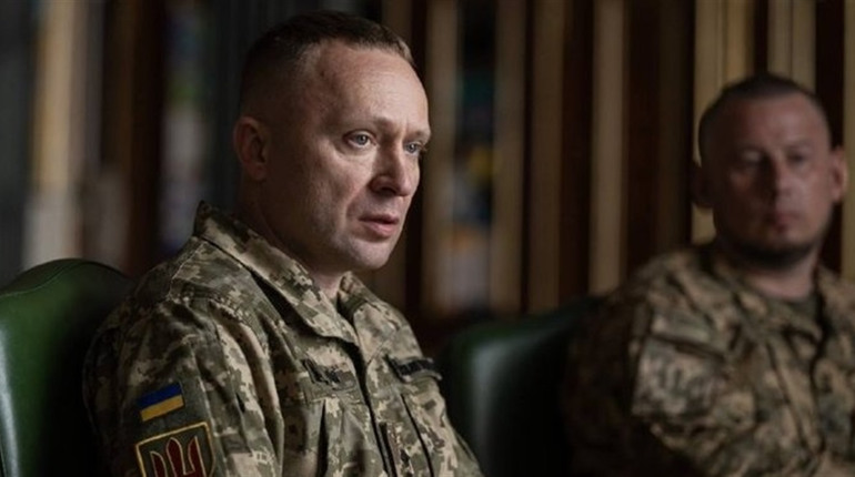 Зеленський змінив головнокомандувача ЗСУ: замість Сирського армію очолить Драпатий