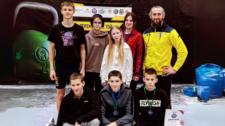 Сарненські гирьовики привезли десять медалей із чемпіонату України