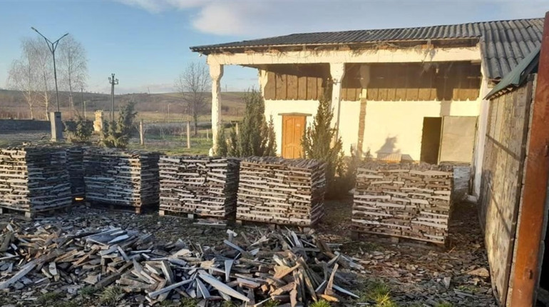 На Закарпатті судитимуть групу осіб за незаконний видобуток корисних копалин