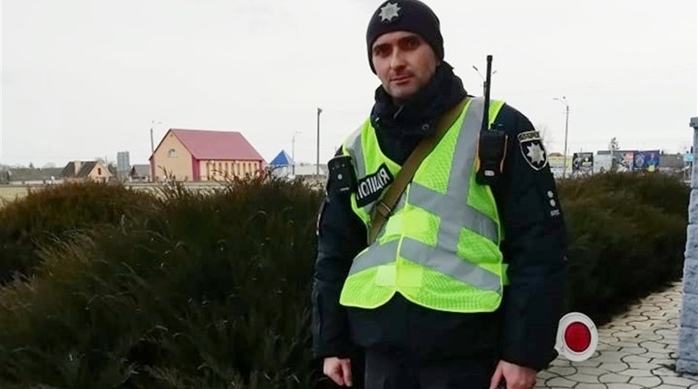 "Я не герой, кожен так вчинив би" - патрульний, який врятував життя, розповів про свій вчинок