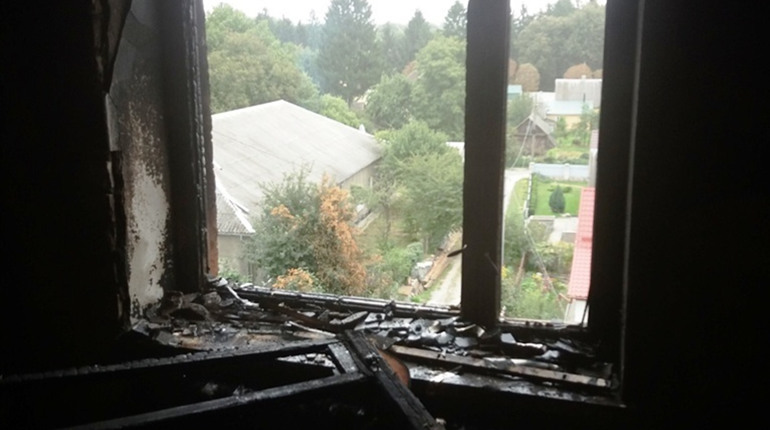 Новоградські пожежні врятували від загибелі 37-річного городянина