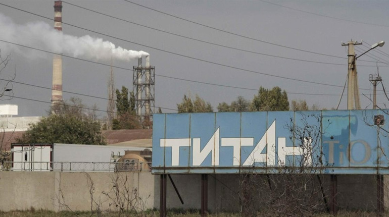Росіяни готують провокацію на титановому заводі в Криму